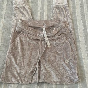 Crushed velvet joggers